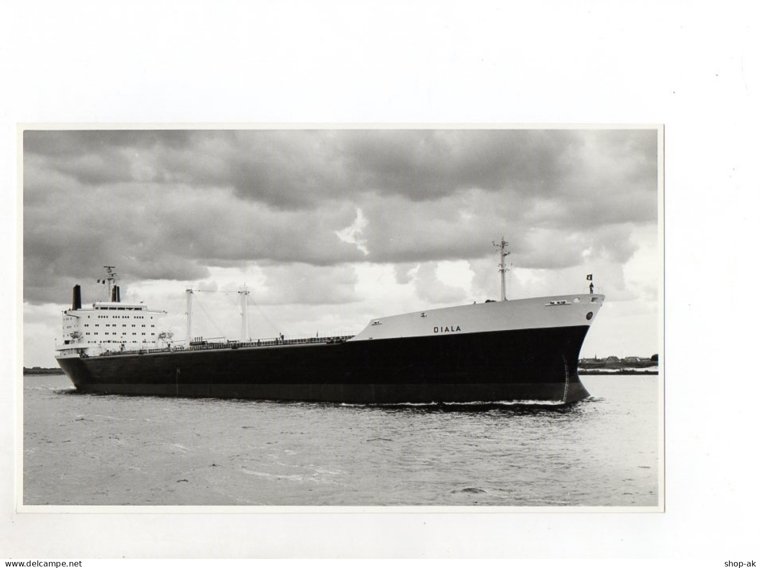 C1358/ Handelsschiff Tanker Diala Auf Der Elbe  Foto Ca.1965 21,5 X 13 Cm - Koopvaardij