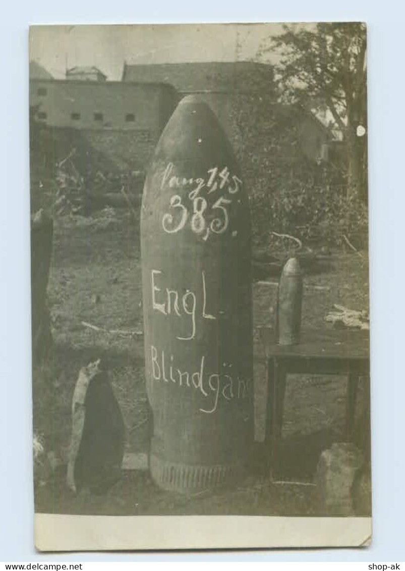 G832/ Engl. Blindgänger Bombe 1. Weltkrieg Foto AK Ca.1915 - Guerra 1914-18