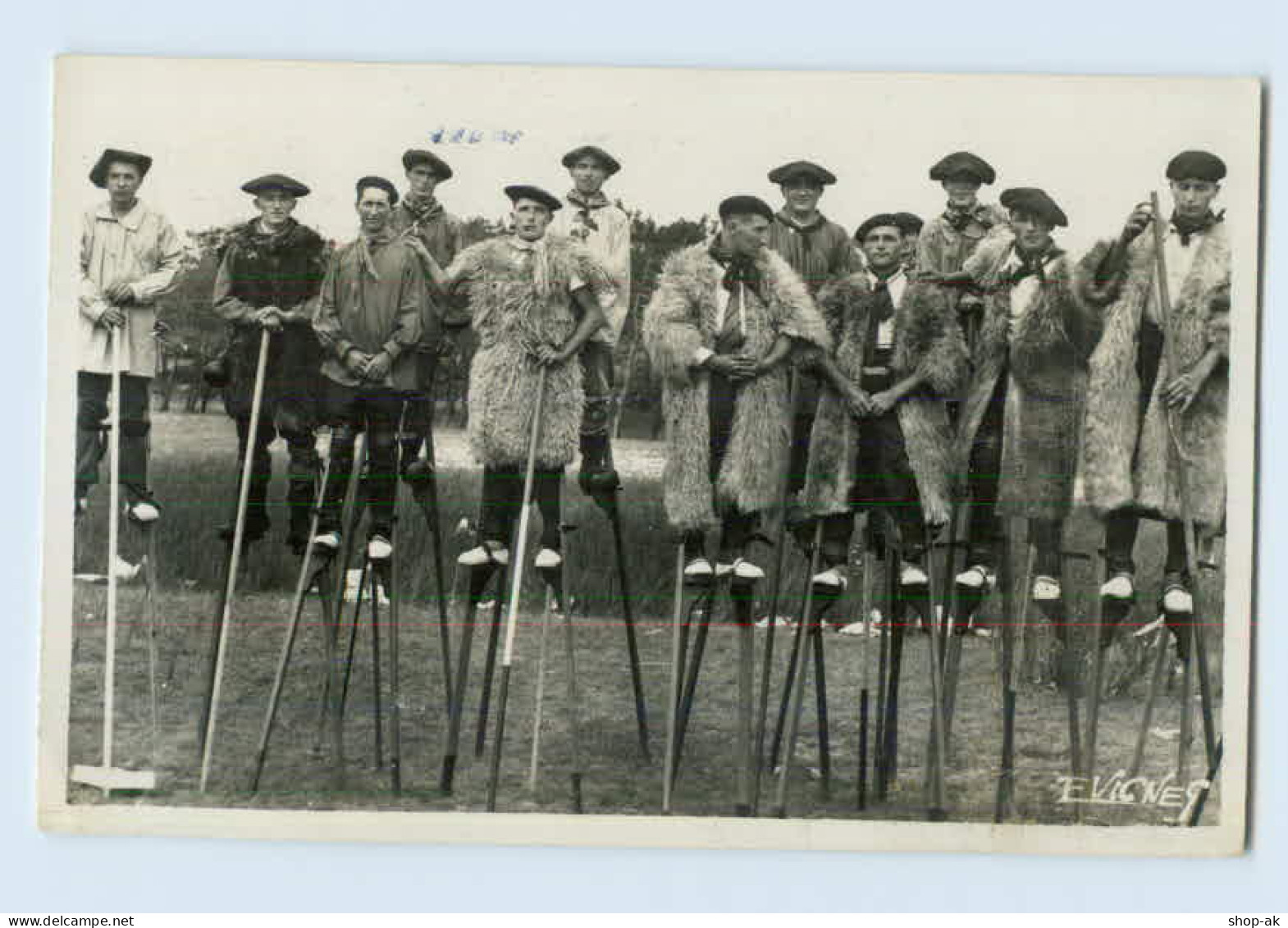 X1J90/ Au Pays Gascon Schöne Foto AK Ca.1930 Frankreich  Stelzen - Sonstige & Ohne Zuordnung