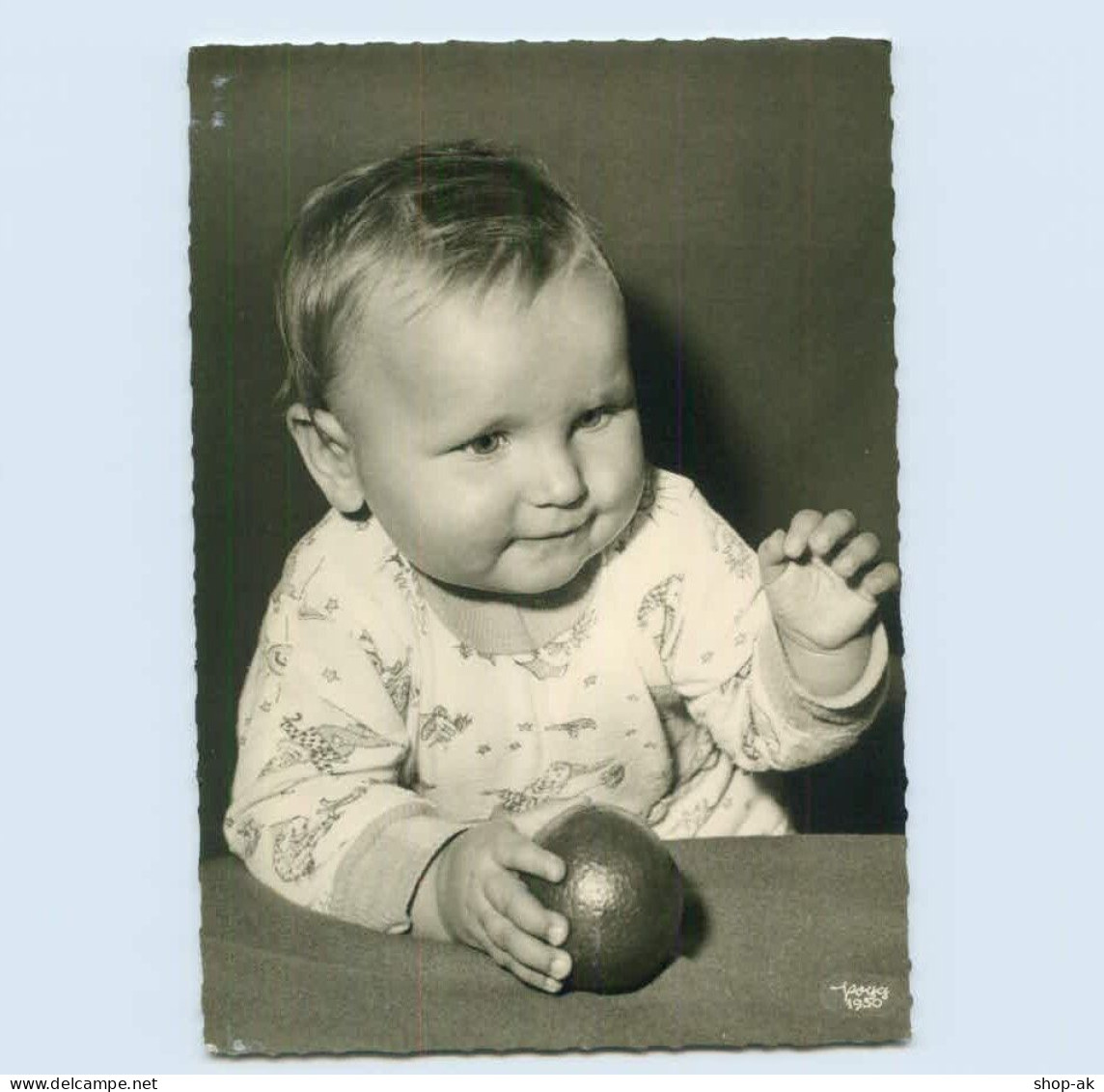 X1Q38/ Verlag Popp Kind Mit Einer Orange In Der Hand Ca.1965 Foto AK - Sonstige & Ohne Zuordnung