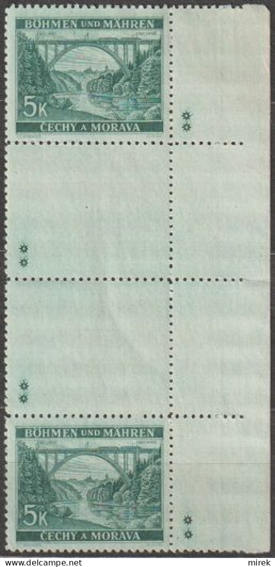 051/ Pof. 45, Green; Border Stamps With Coupons, Plate Mark ** - Ungebraucht