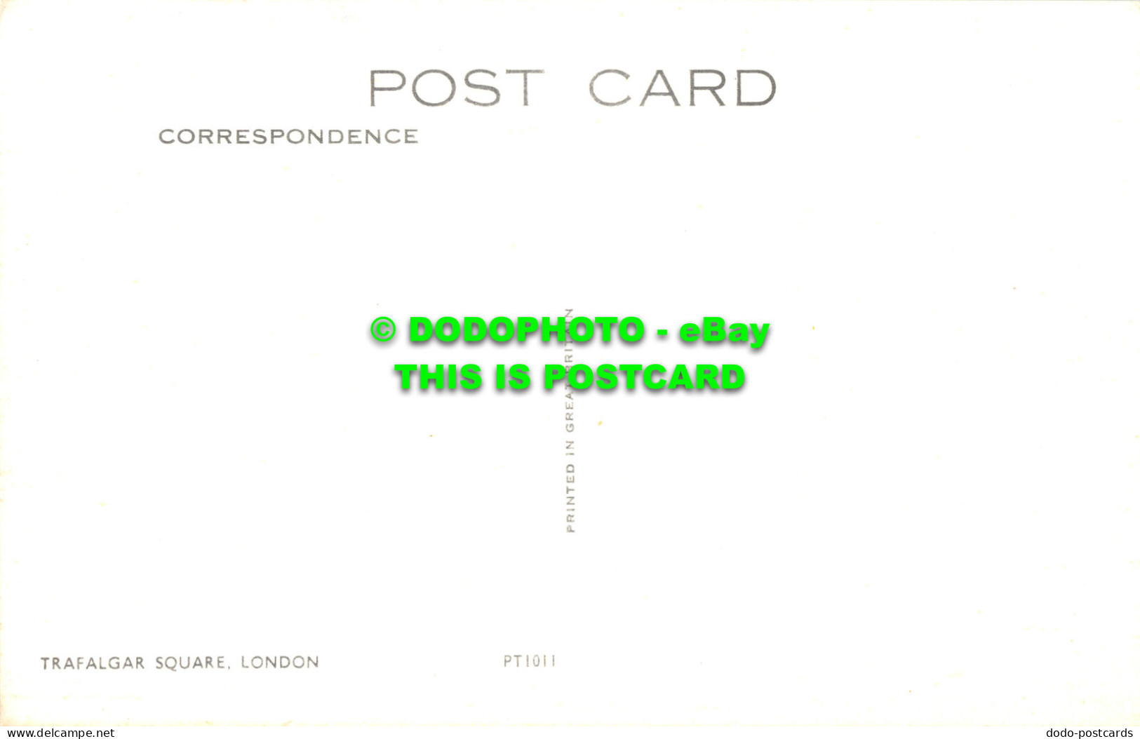 R520900 London. Trafalgar Square. Postcard - Autres & Non Classés
