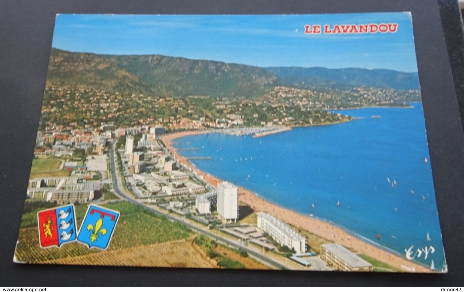 Le Lavandou - Vue Aérienne Sur Le Front De Mer Et Le Super-Lavandou - Esys Azurcolor Editions, Nice - Le Lavandou