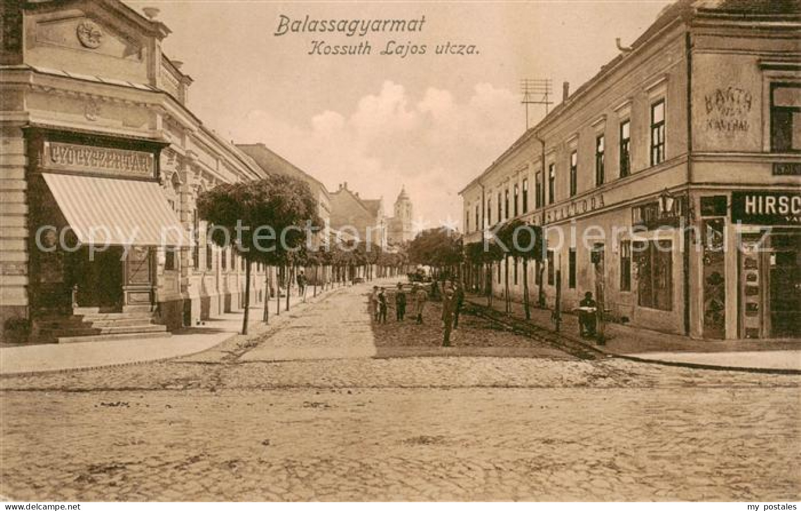 73849663 Balassagyarmat Jahrmarkt HU Strassenpartie  - Hongrie