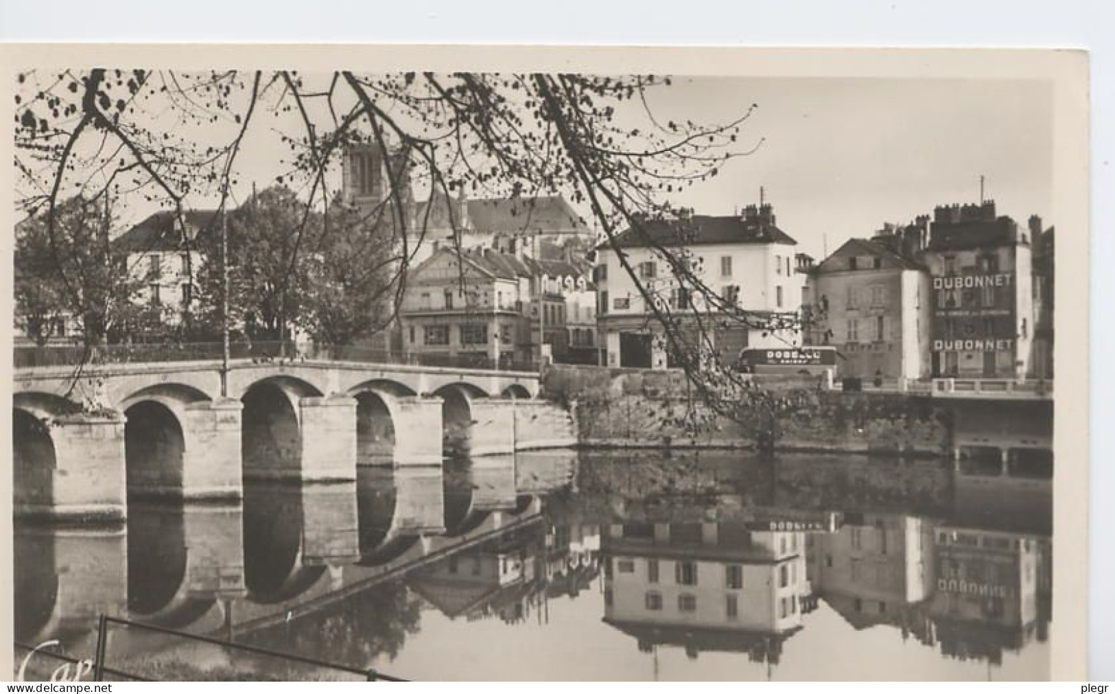 1-77284 01 01+15 - MEAUX - PAYSAGE SUR LA MARNE VERS LA CATHEDRALE - Meaux