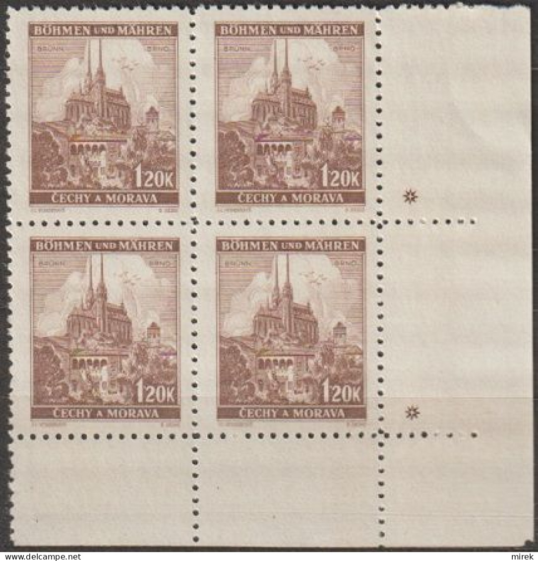 094/ Pof. 43; Corner 4-block, Plate Marks +, Wide Border - Unused Stamps