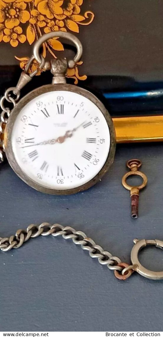 Montre à Gousset Et Sa Chaîne Et La Clé En Métal Argenté XIX ème - Relojes De Bolsillo