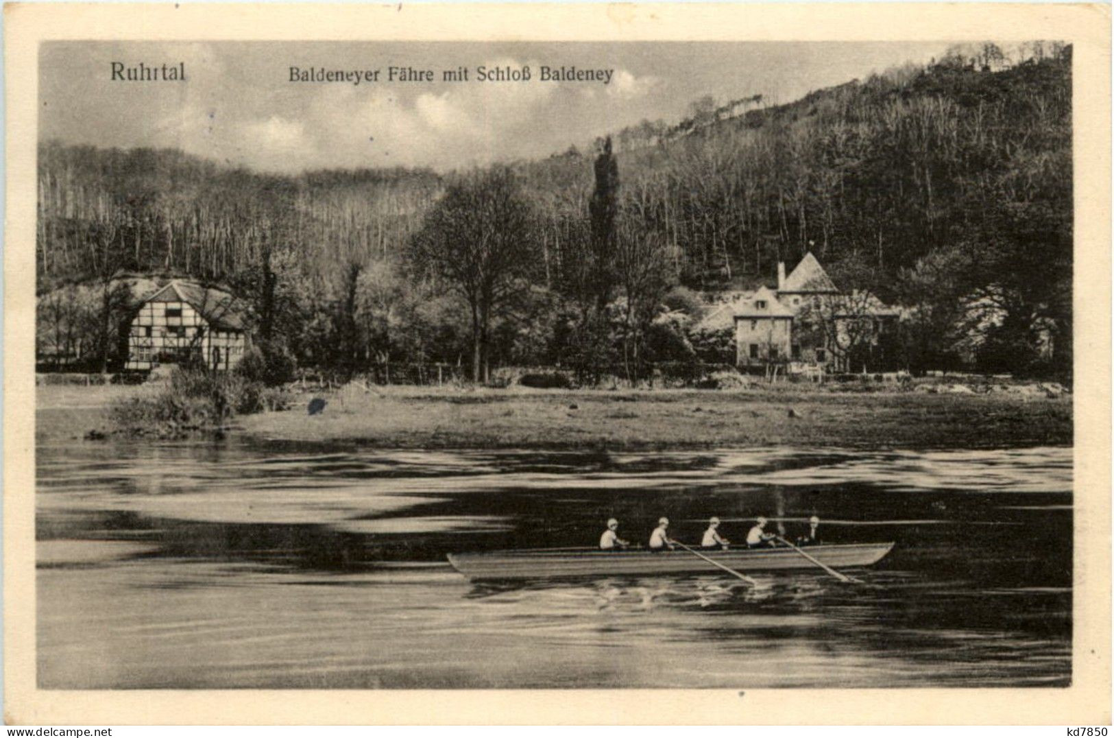 Baldeneyer Fähre Mit Schloss Baldeney - Essen