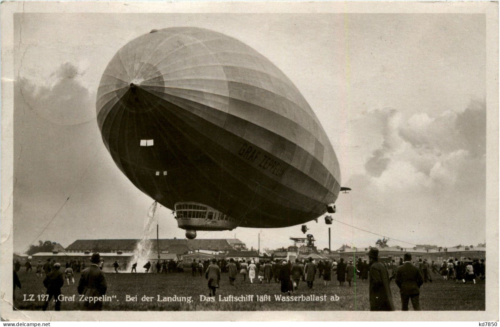 Grraf Zeppelin - Bei Der Landung - Dirigeables