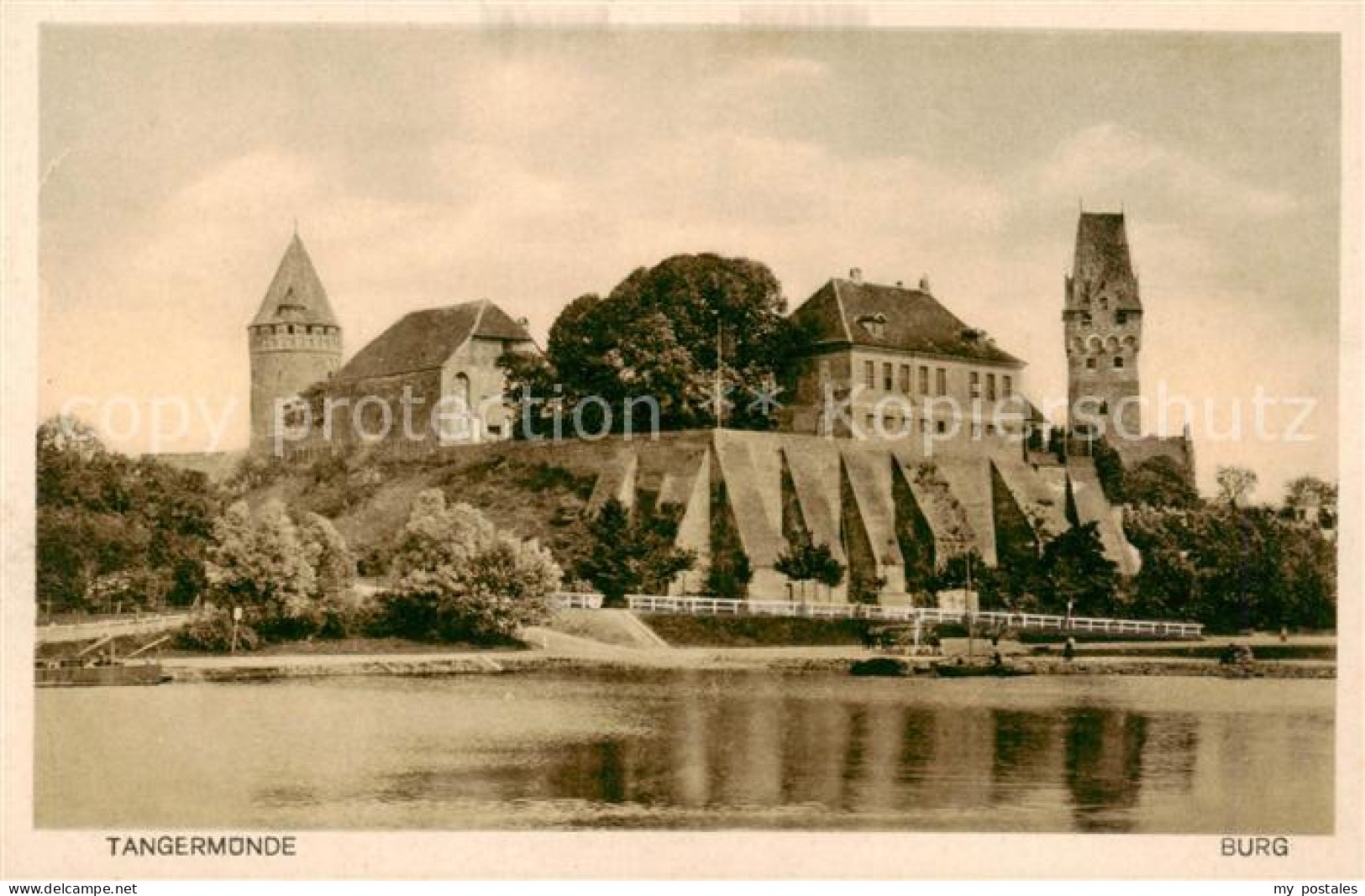 73823909 Tangermuende Schloss Tangermuende - Tangermünde