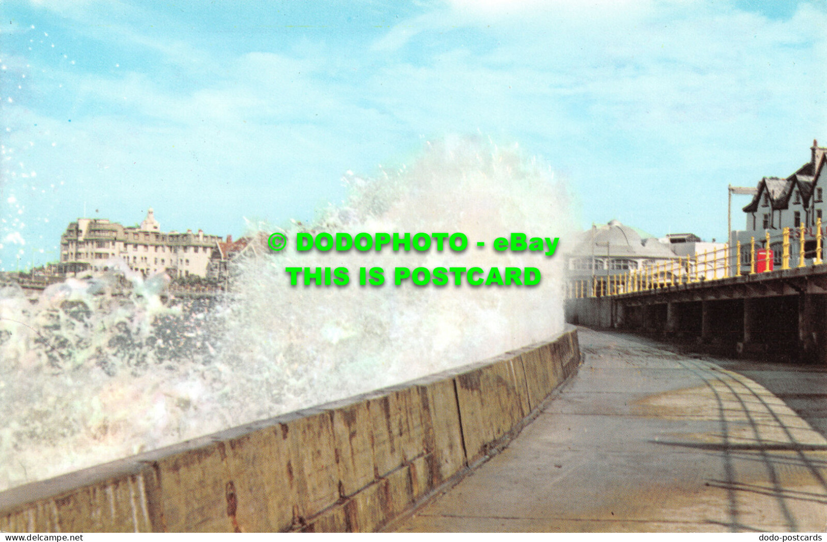 R520996 Porthcawl. The Promenade. Postcard - Welt