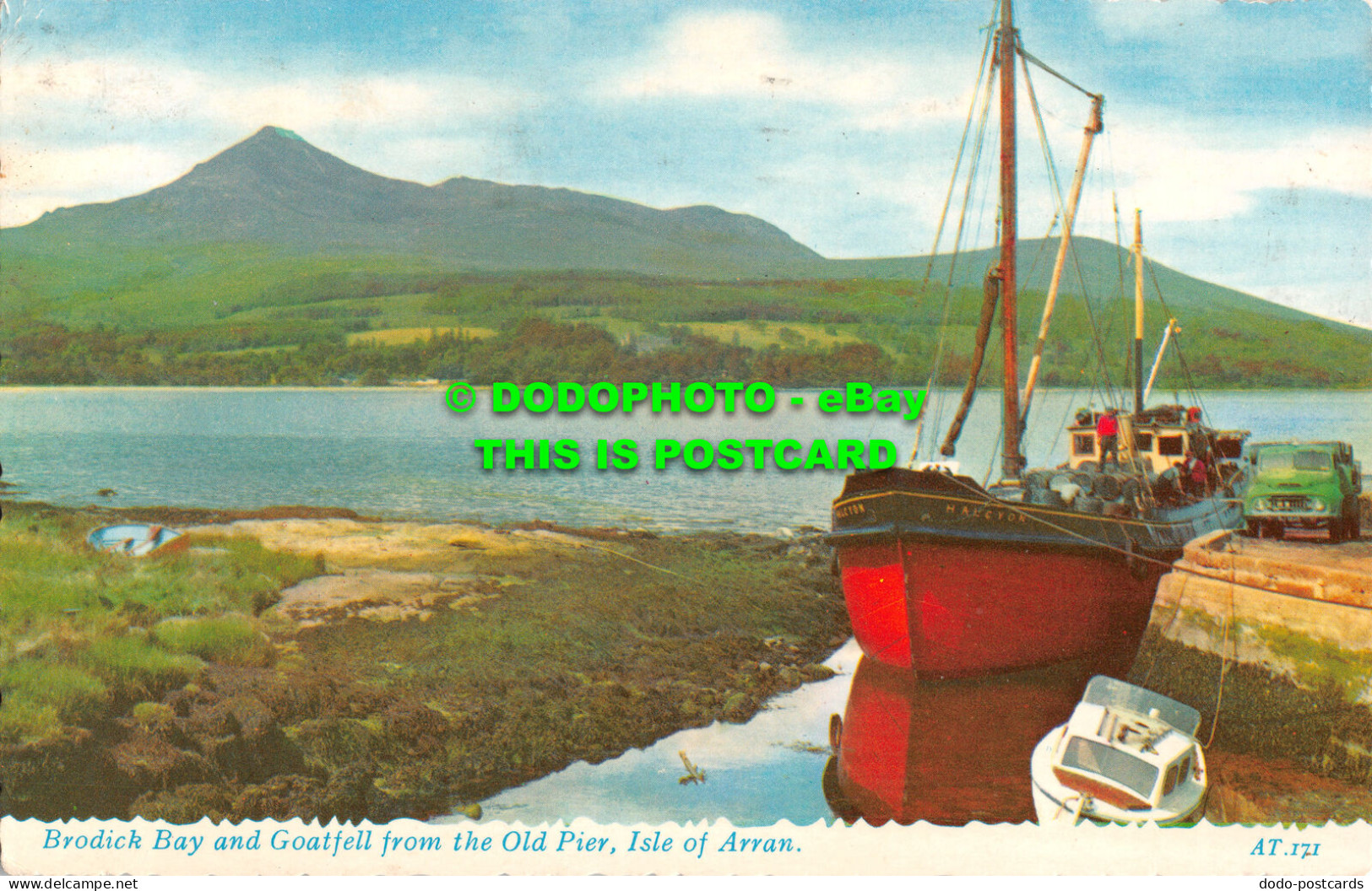 R521563 Brodick Bay And Goatfell From The Old Pier. Isle Of Arran. AT.171. Valen - Monde