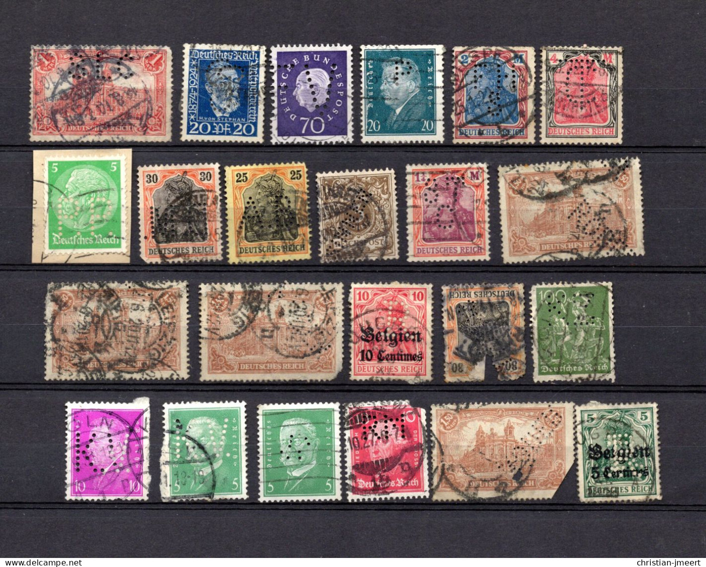 Perfins Allemagne Perforés 45 Timbres Firmenlochung - Collections
