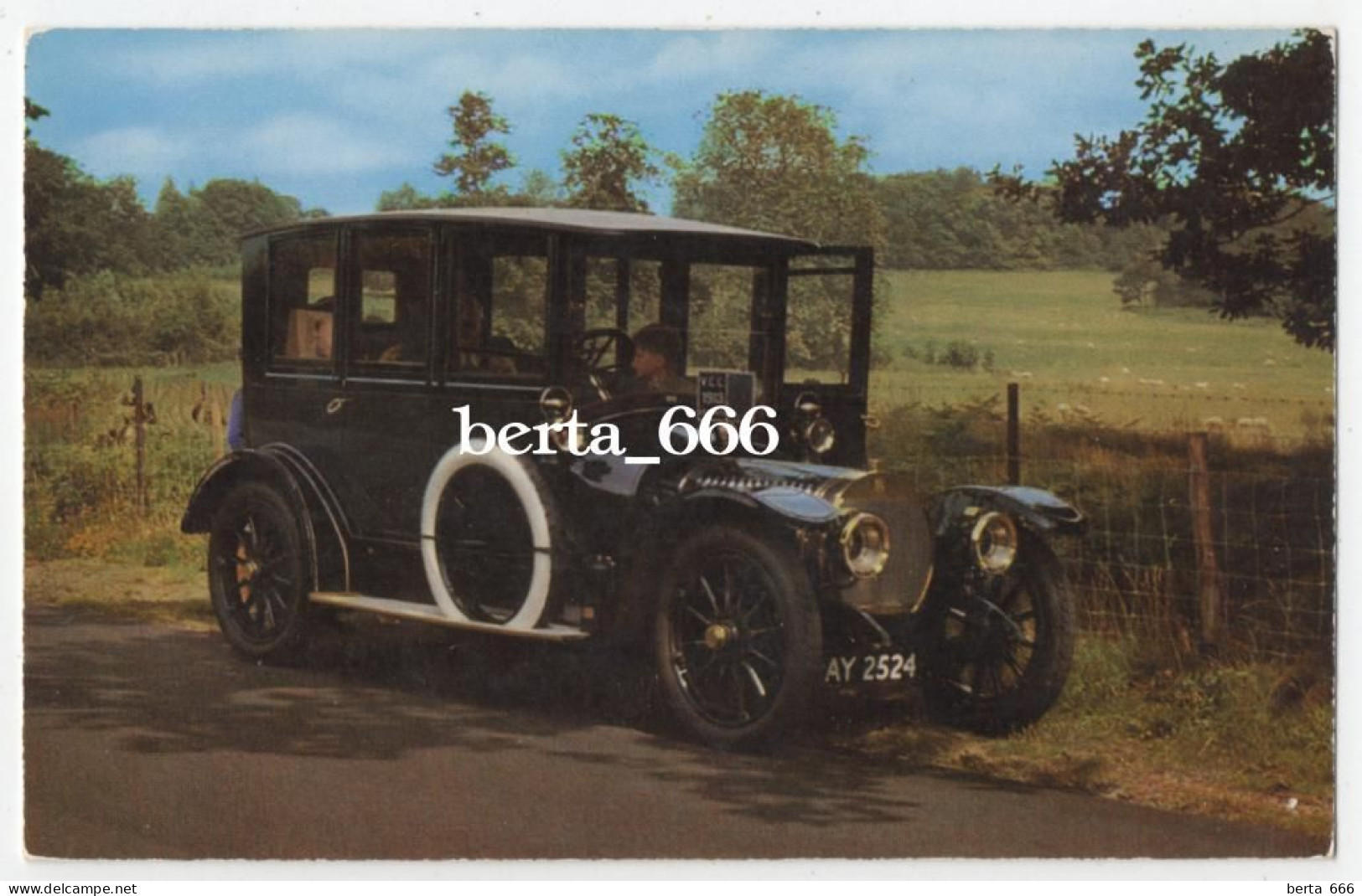 1913 HOTCHKISS Limousine * Salmon Unused Postcard (5803) - Passenger Cars