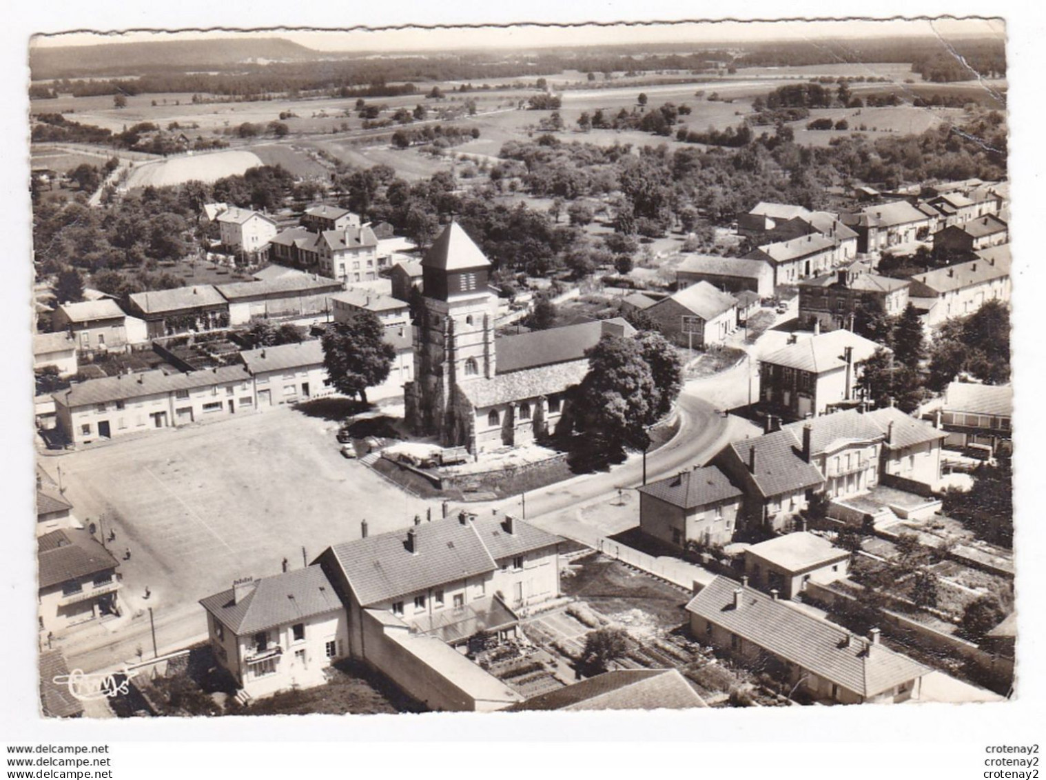 55 TRIAUCOURT Vers Clermont EN ARGONNE N°295 100 Eglise Place VOIR 2 ZOOMS Magasin Goulet Turpin Camion Berliet 403 - Clermont En Argonne