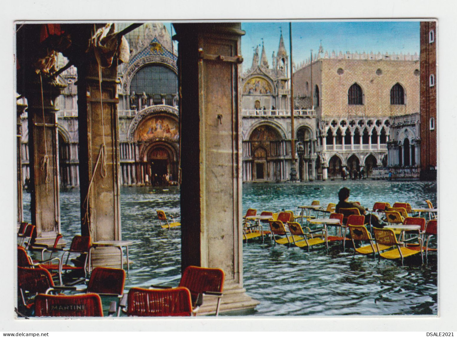 ITALY 1970s Pc With Mi#1357 (50L) Stamp G.VERGA Sent VENEZIA To Czech, Postcard VENEZIA Piazza S.Marco Flooded (815) - 1971-80: Marcofilie