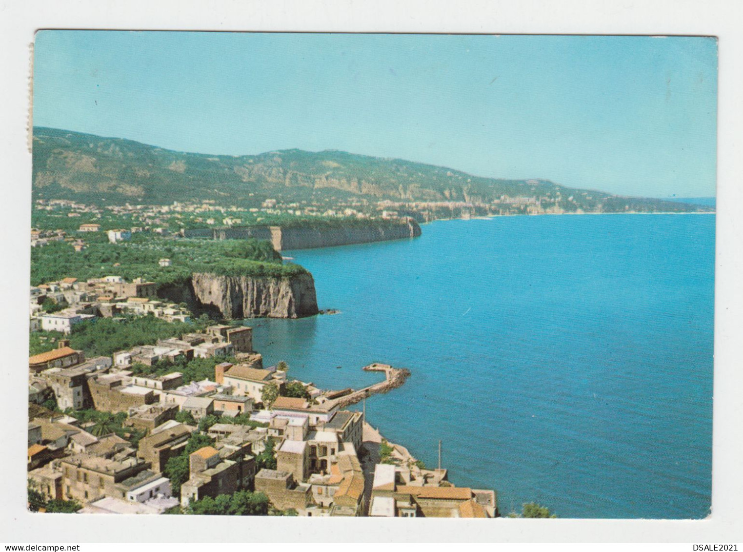ITALY 1960s Pc W/Mi#1064 (2x5L) Olympic Stamps Sent SORENTO To Bulgaria, Postcard SORENTO Montechiaro (1993) - 1961-70: Poststempel