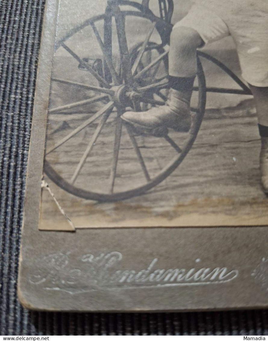 CARTE PHOTO ANCIENNE VELO ENFANT TRICYCLE TYPE MICHAUX 1892-1910 R. KHENDAMIAN - Radsport