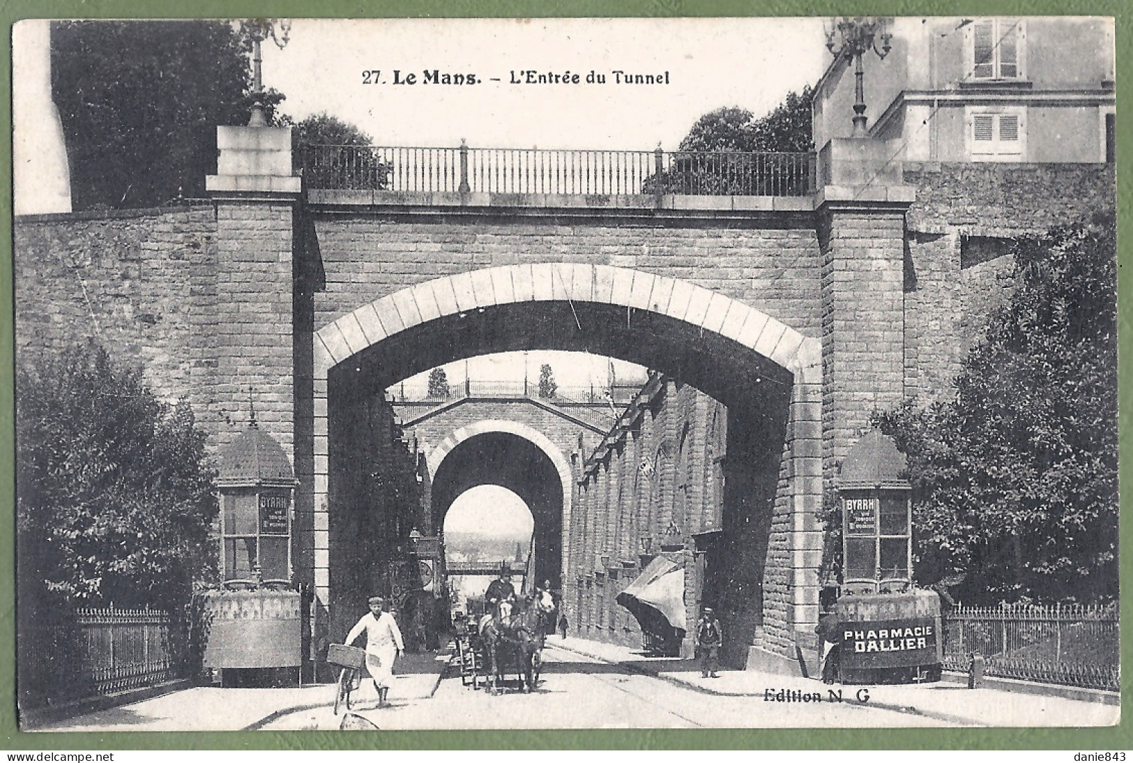 CPA - SARTHE - LE MANS - ENTRÉE DU TUNNEL - Animation, Vespasienne, Publicités, Attelage - Le Mans