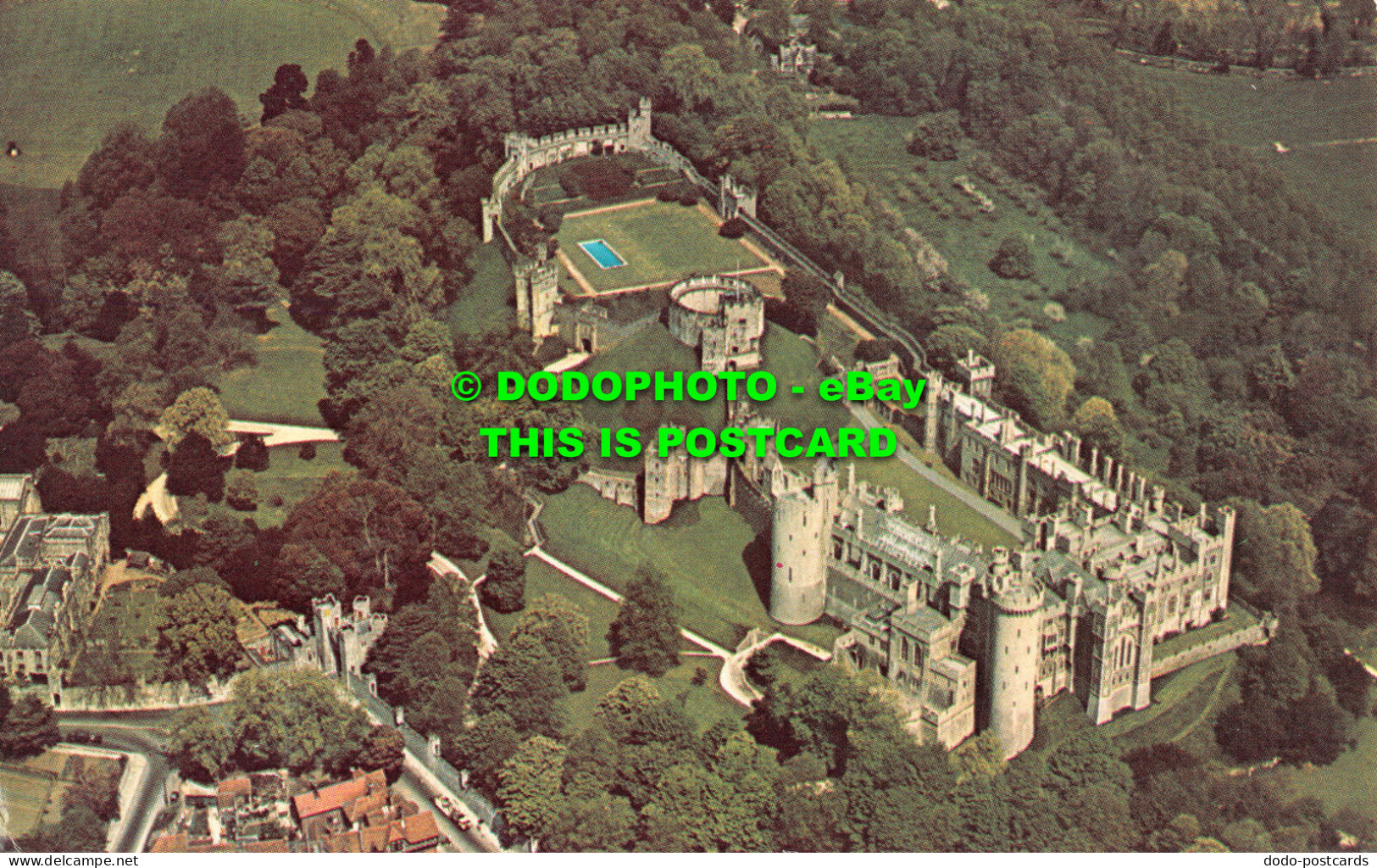 R522384 Arundel Castle From The Air. C. G. Williams. Plastichrome. Aerofilms - Monde