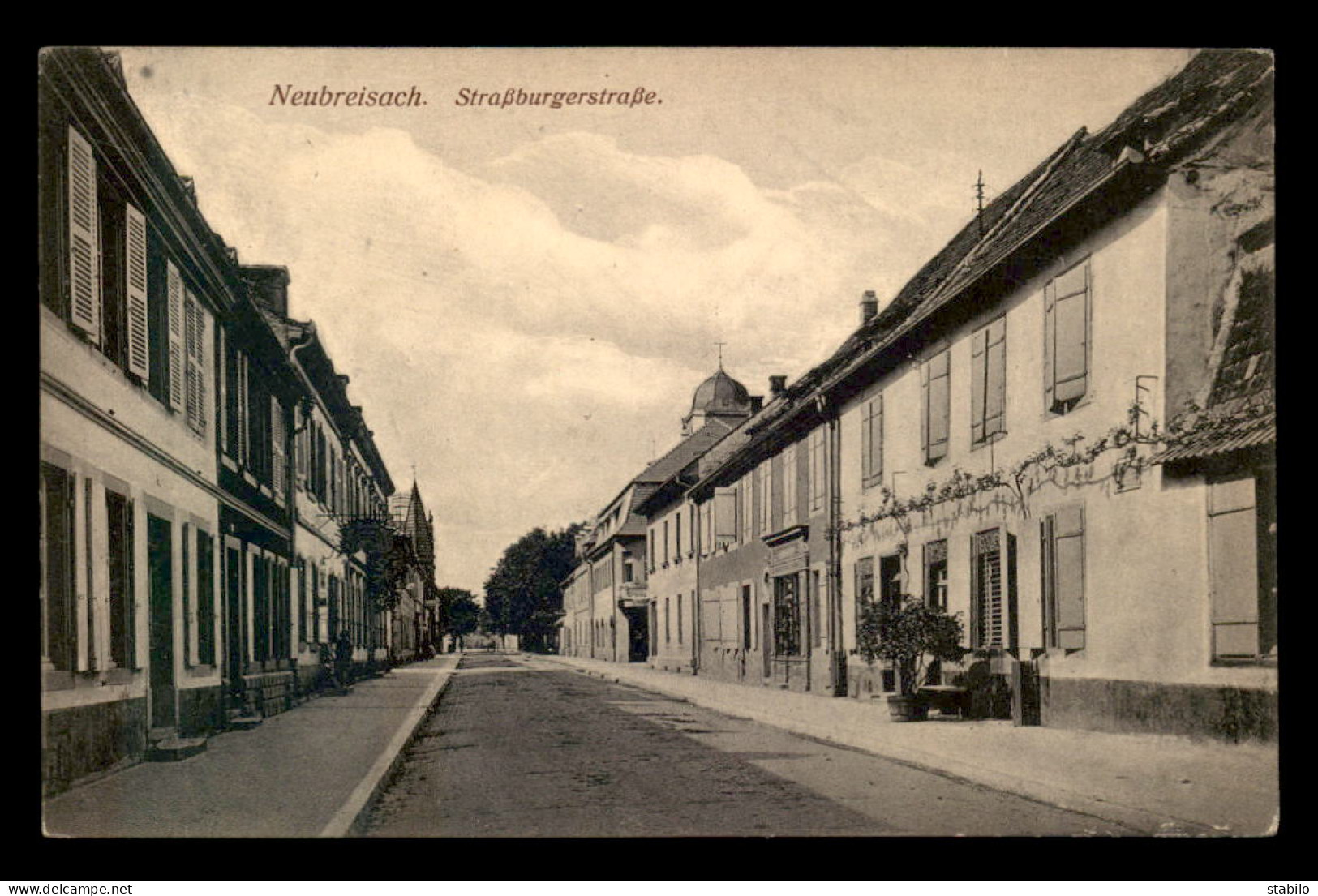 68 - NEUF BRISACH - NEUBREISACH - STRASSBURGGERSTRASSE - Neuf Brisach