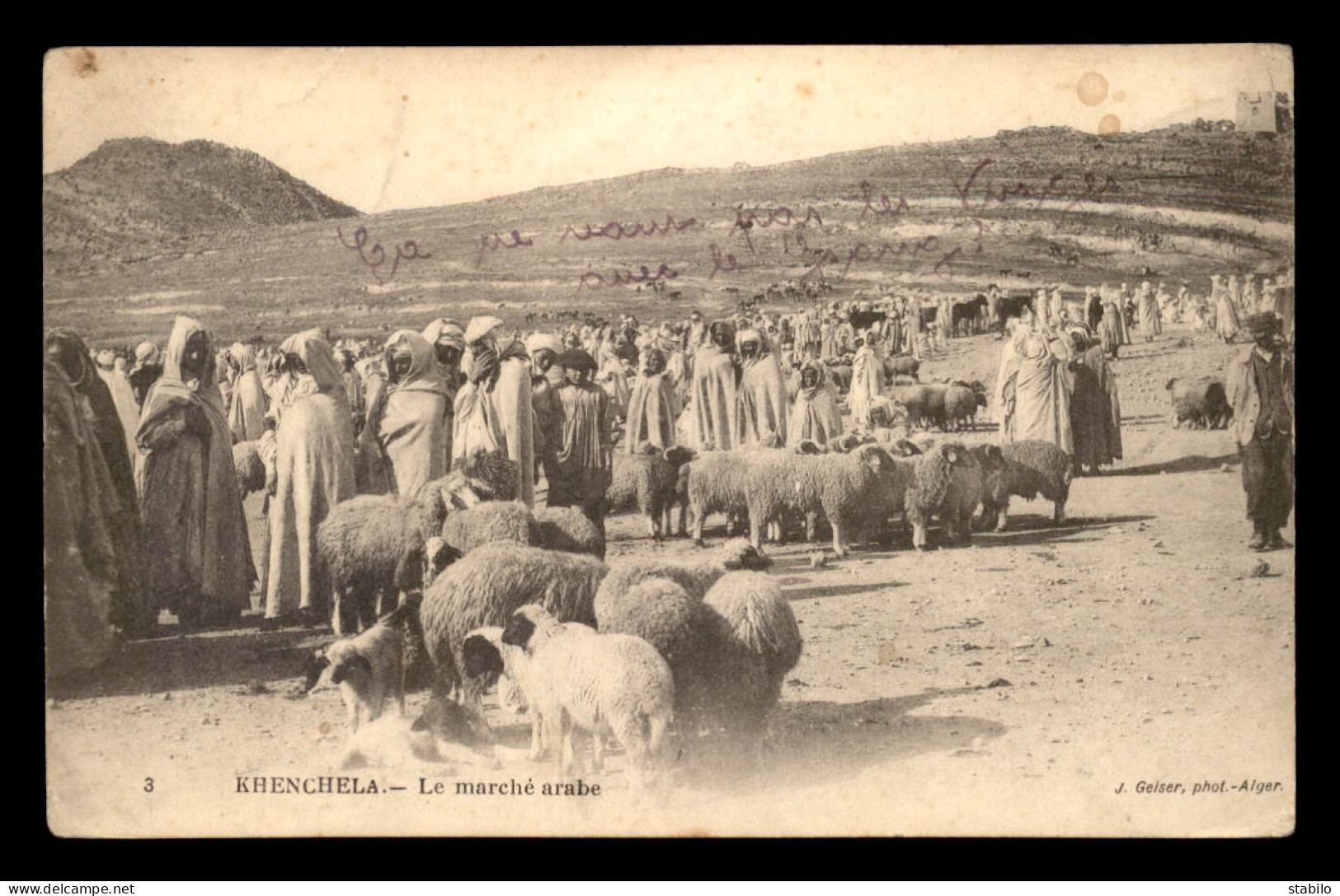 ALGERIE - KHENCHELA - LE MARCHE ARABE - MOUTONS - EDITEUR GEISER - Autres & Non Classés