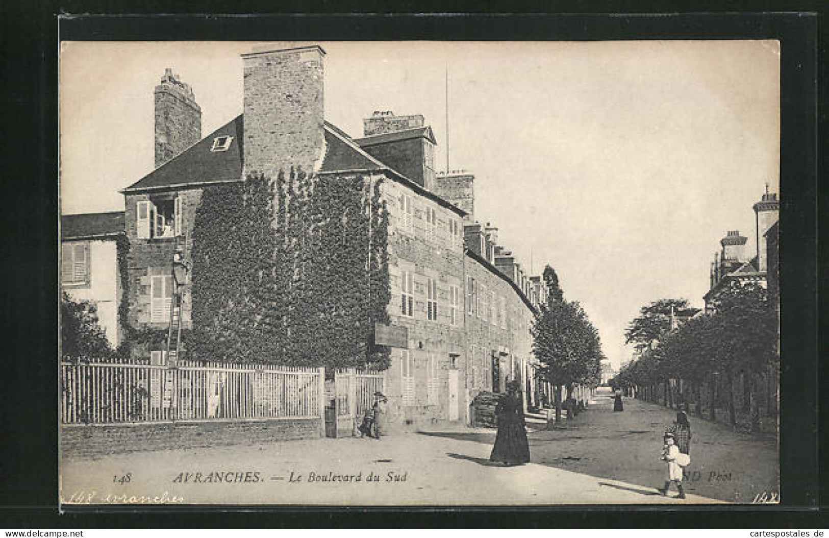 CPA Avranches, Le Boulevard Du Sud  - Avranches