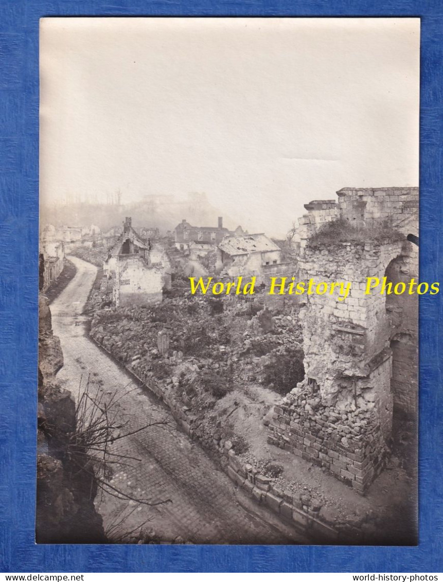 Photo Ancienne - COUCY Le CHATEAU ( Aisne ) - La Ville En Ruines - Vers 1918 1919 -  Aisne Jumencourt Pont Saint Mard - War, Military