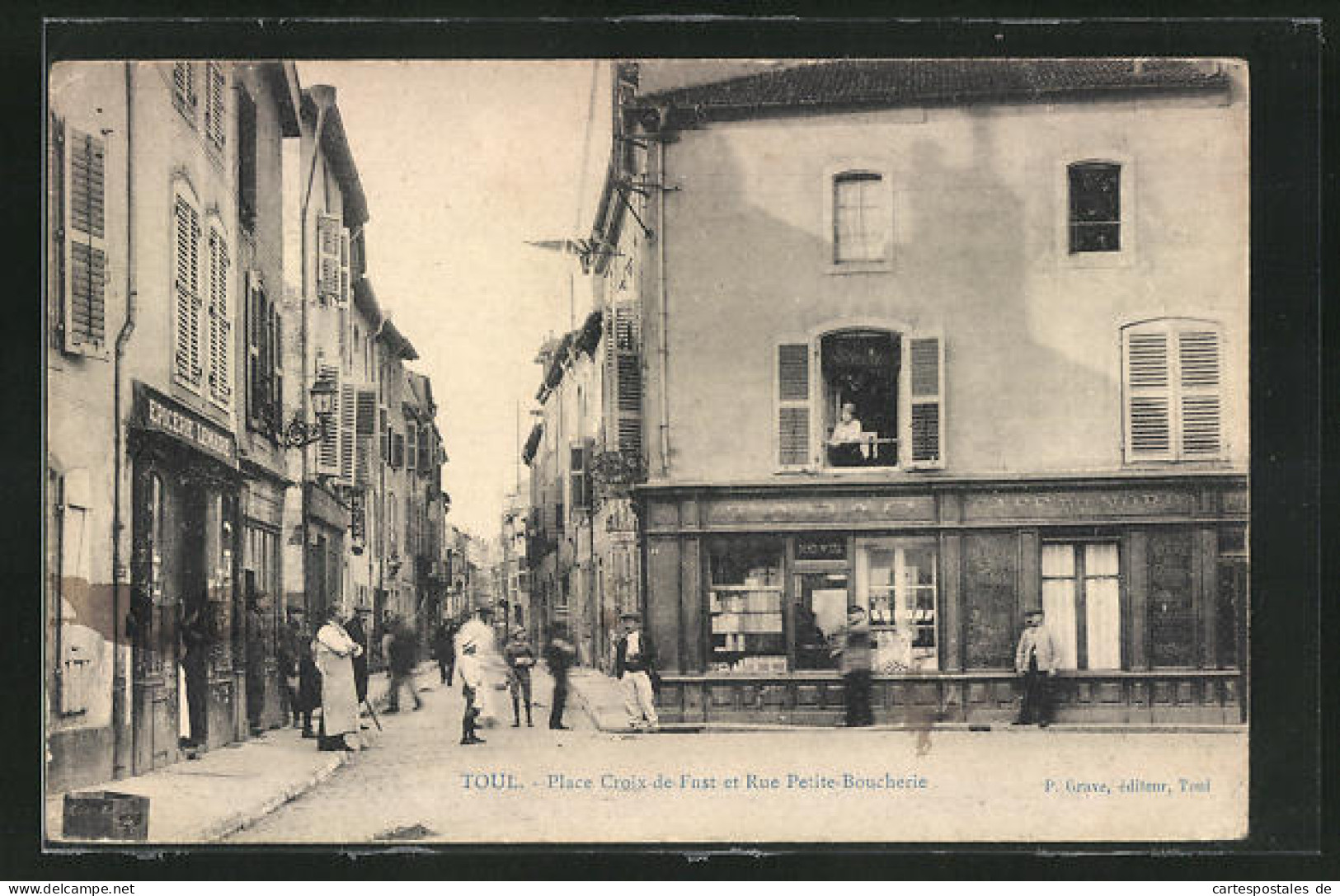 CPA Toul, Place Croix-de-Fust Et Rue Petite-Boucherie, Café Du Nord  - Toul