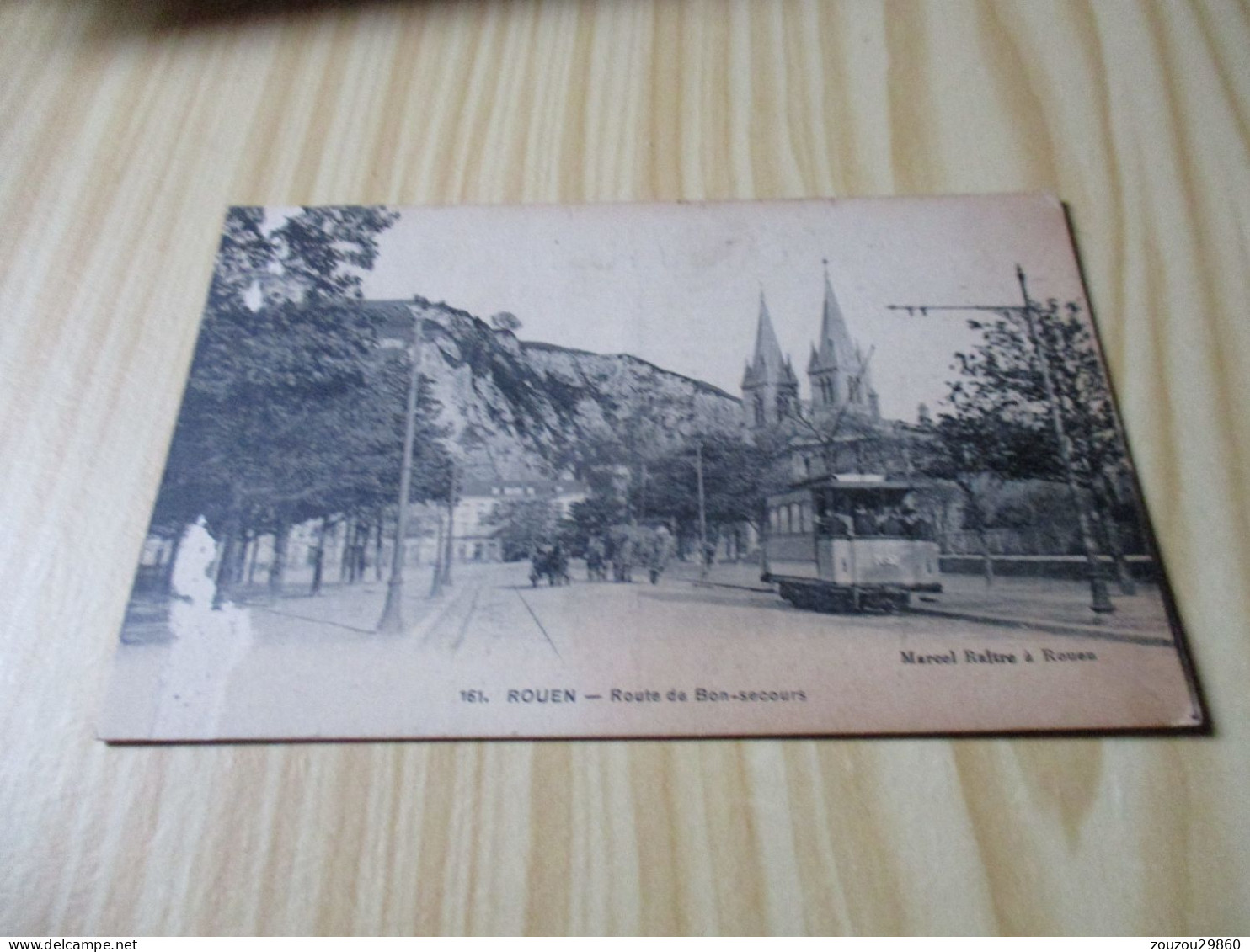 CPA Rouen (76).Route De Bon-Secours - Carte Animée. - Rouen