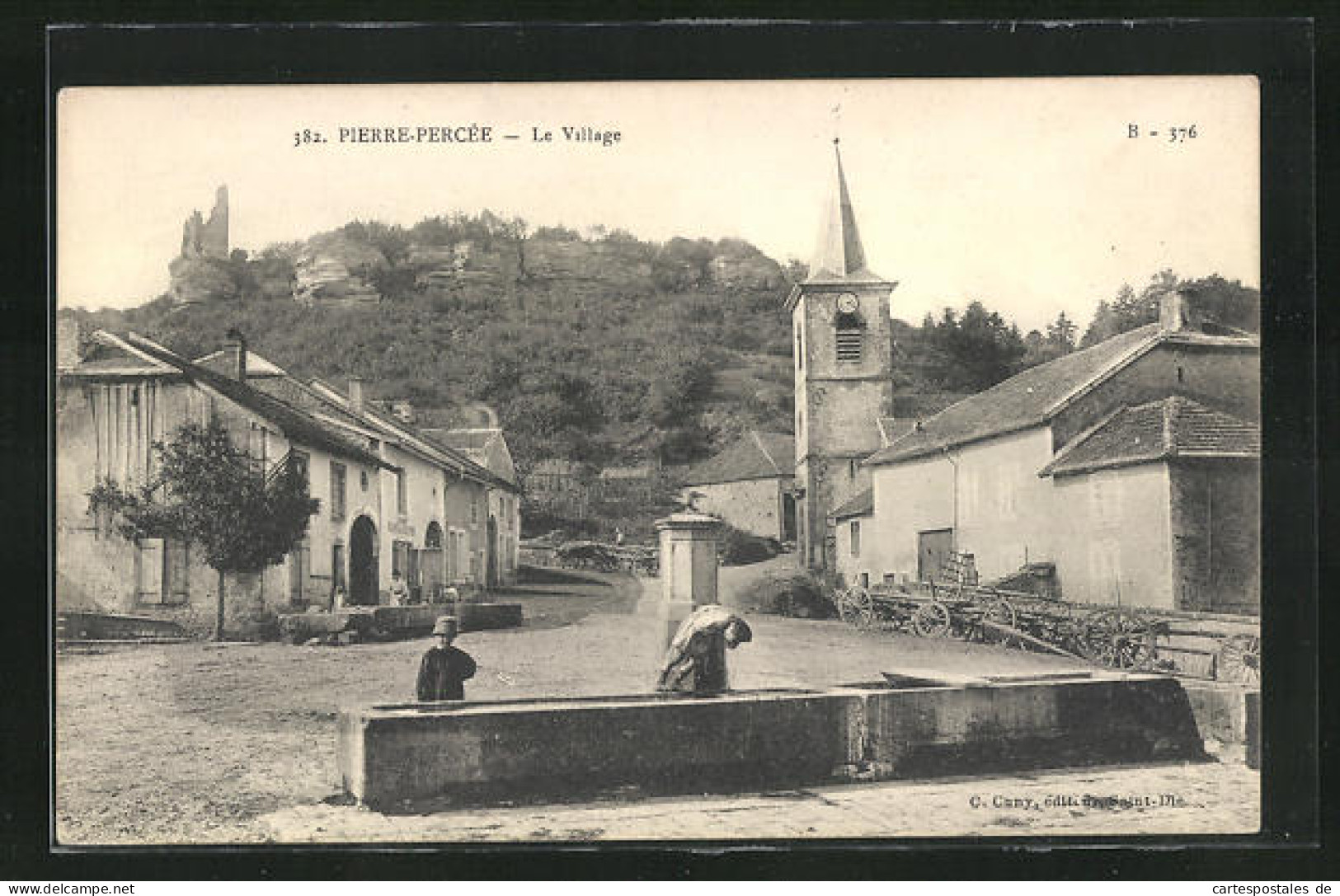 CPA Pierre-Percée, Eglise Et Chateau, L'Église Et Château  - Autres & Non Classés