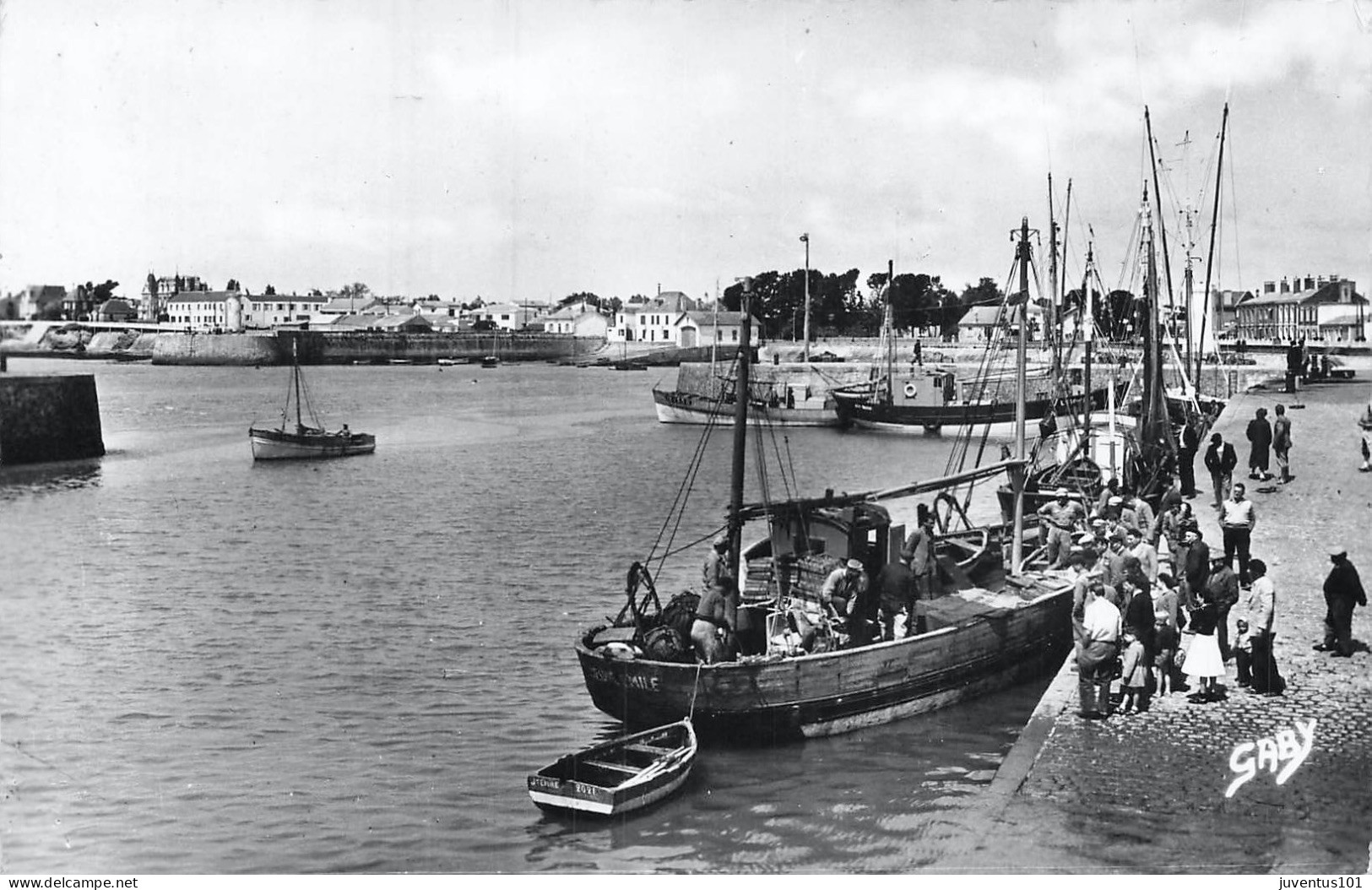 CPSM Croix De Vie-Le Port-Timbre       L2872 - Saint Gilles Croix De Vie