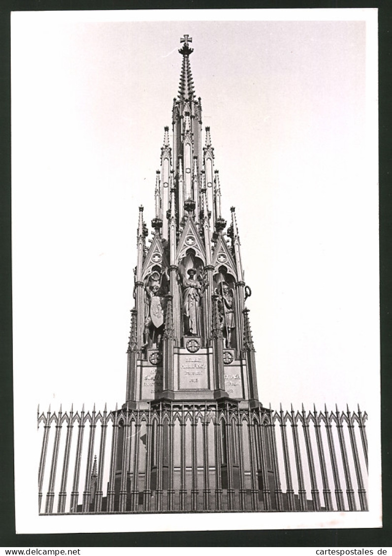 Fotografie Ansicht Berlin-Kreuzberg, Nationaldenkmal Auf Dem Kreuzberg Im Viktoriapark  - Lieux