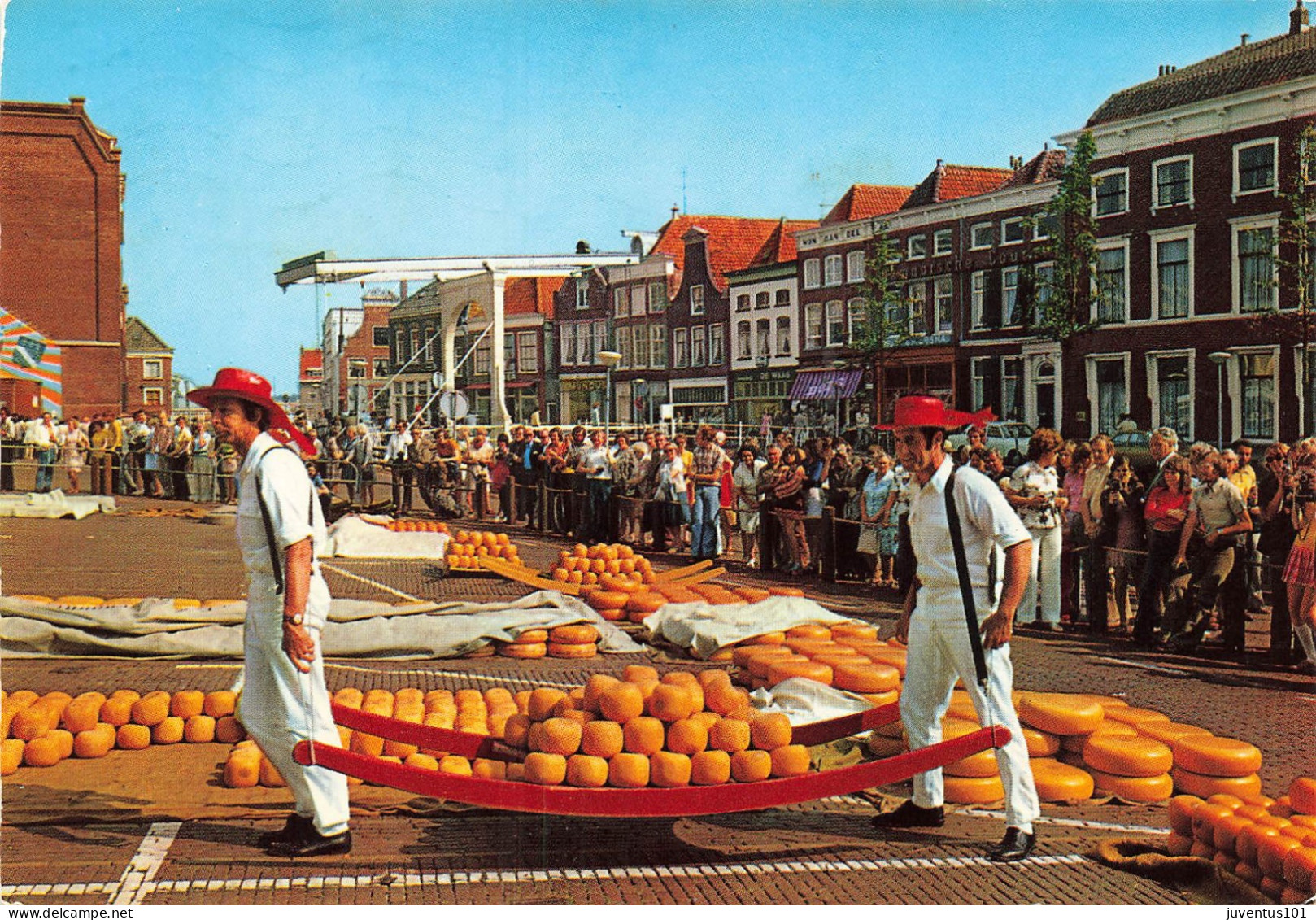 CPSM COSTUME / TRACHT  - Alkmaar - Kaasmarkt-Timbre       L2873 - Alkmaar