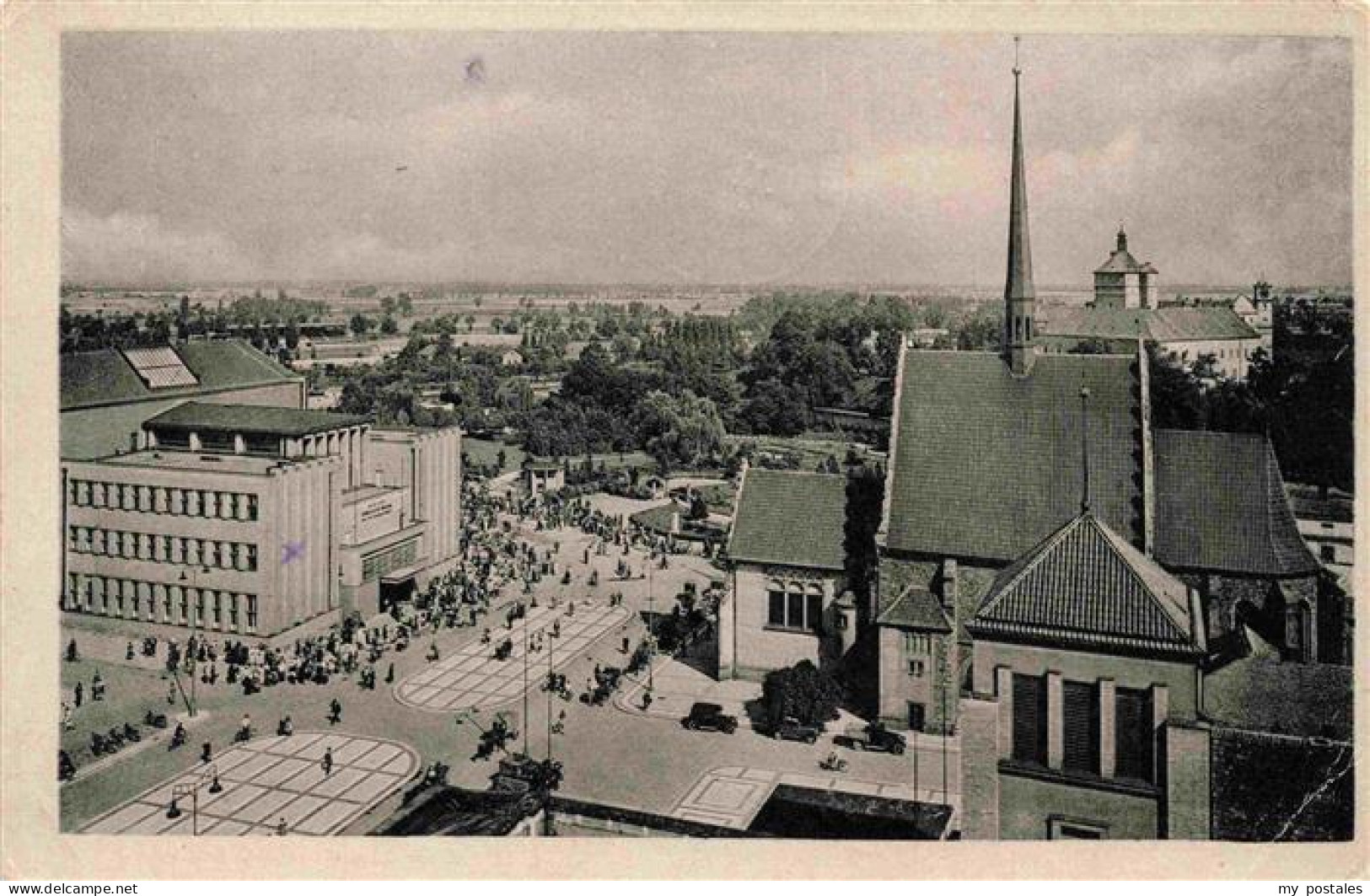 73973282 Pardubitz_PARDUBICE_CZ Panorama Ansicht Mit Kirche - República Checa