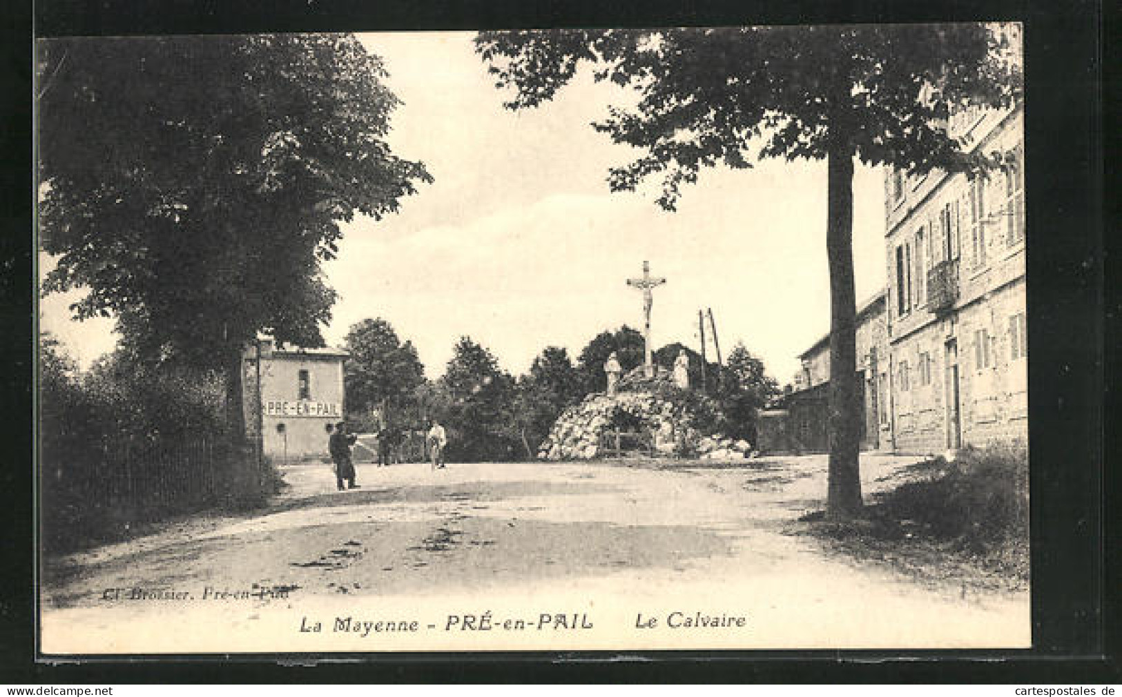 CPA Pré-en-Pail, Le Calvaire, Vue De La Rue Am Kalvarienhügel  - Other & Unclassified