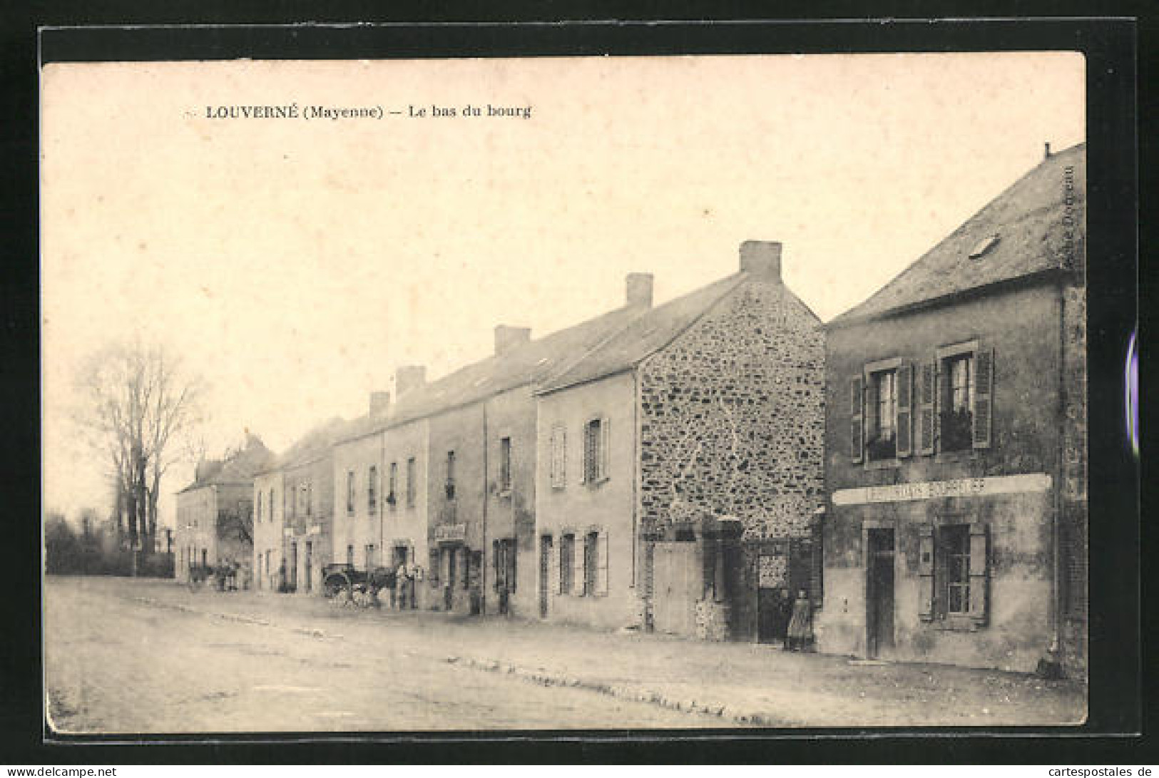 CPA Louverné, Le Bas Du Bourg  - Other & Unclassified