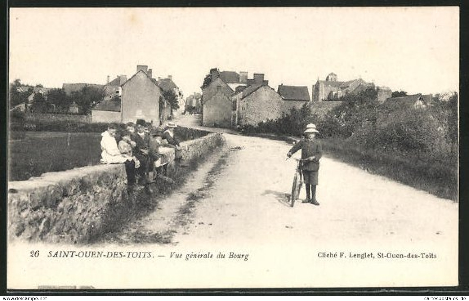 CPA Saint-Ouen-des-Toits, Vue Générale Du Bourg  - Other & Unclassified