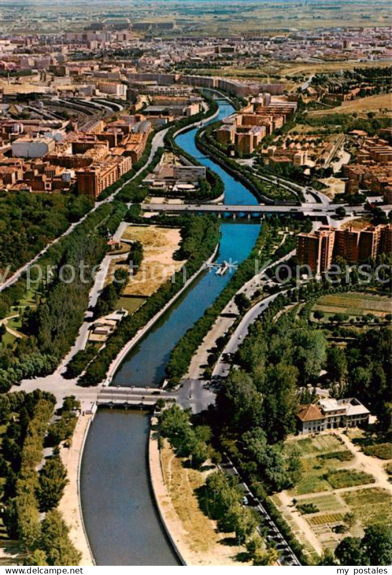 73862022 Madrid Spain Rio Manzanares Fliegeraufnahme Madrid Spain - Sonstige & Ohne Zuordnung