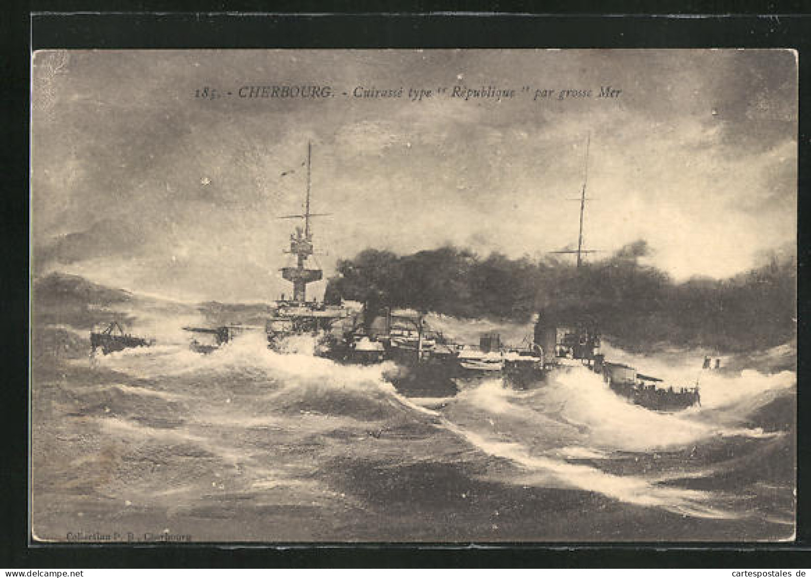 CPA Cherbourg, Cuirassé Type République Par Grosse Mer  - Warships
