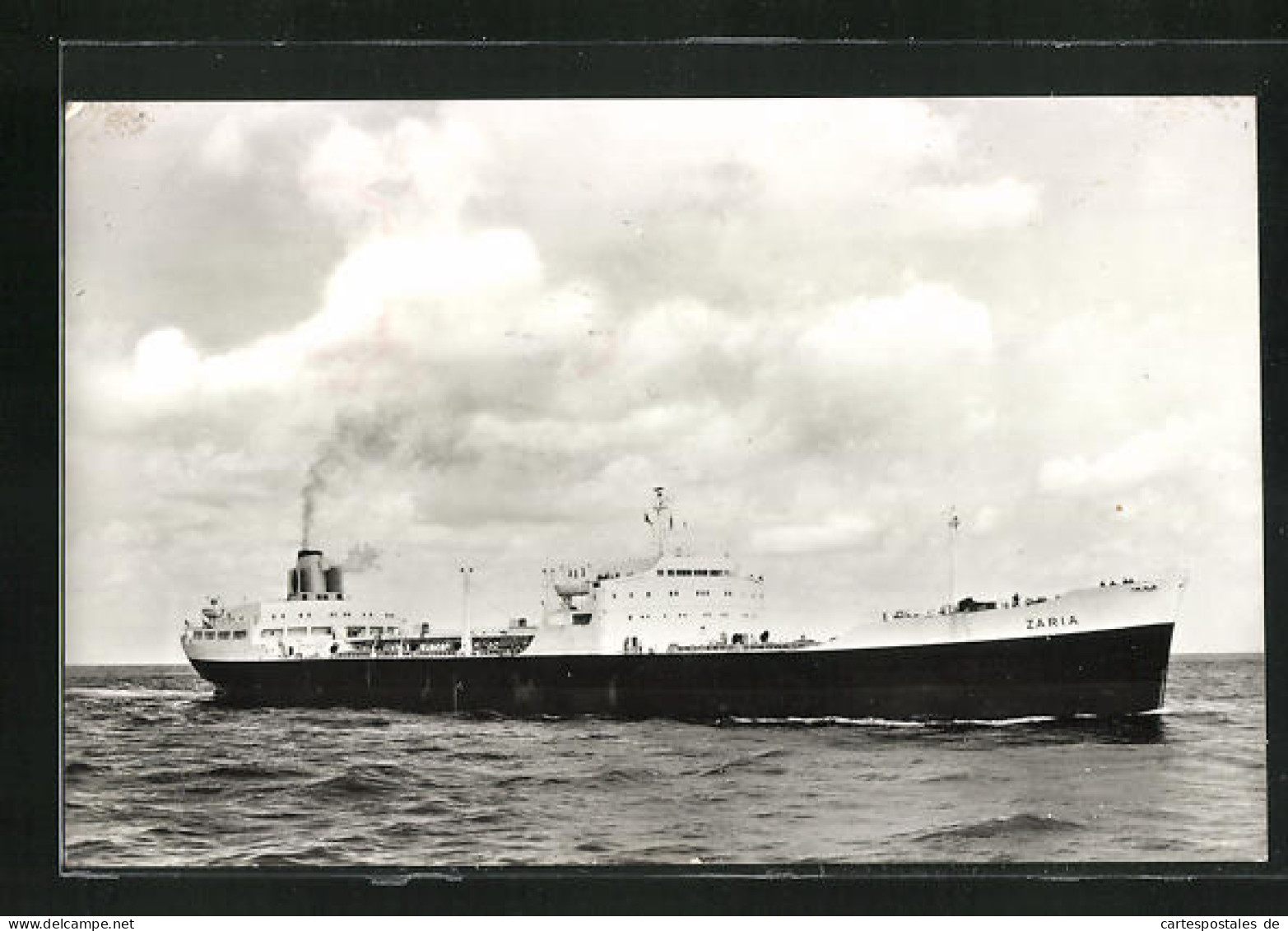 AK Handelsschiff SS Zaria, Shell Tankers N.V.  - Comercio