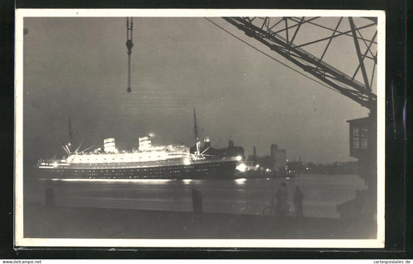 AK Passagierschiff Nieuw Amsterdam Bei Beleuchtung Am Abend  - Dampfer