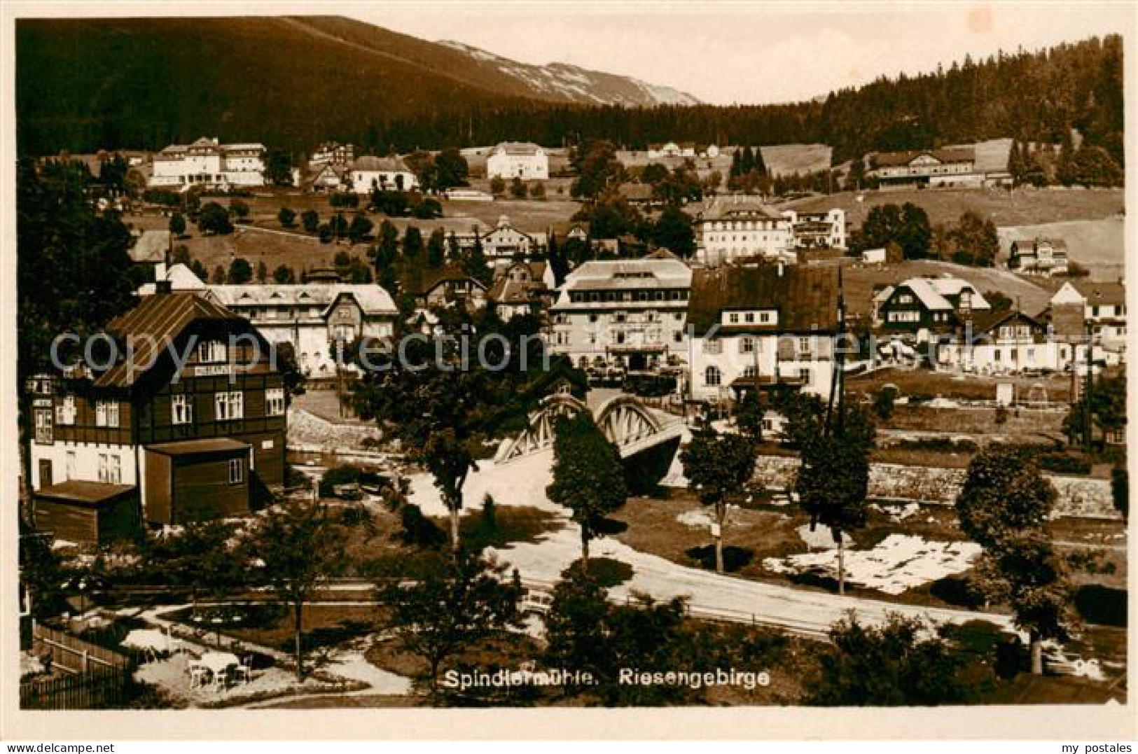 73820934 Spindelmuehle Riesengebirge Spindleruv Mlyn CZ Panorama  - Tschechische Republik