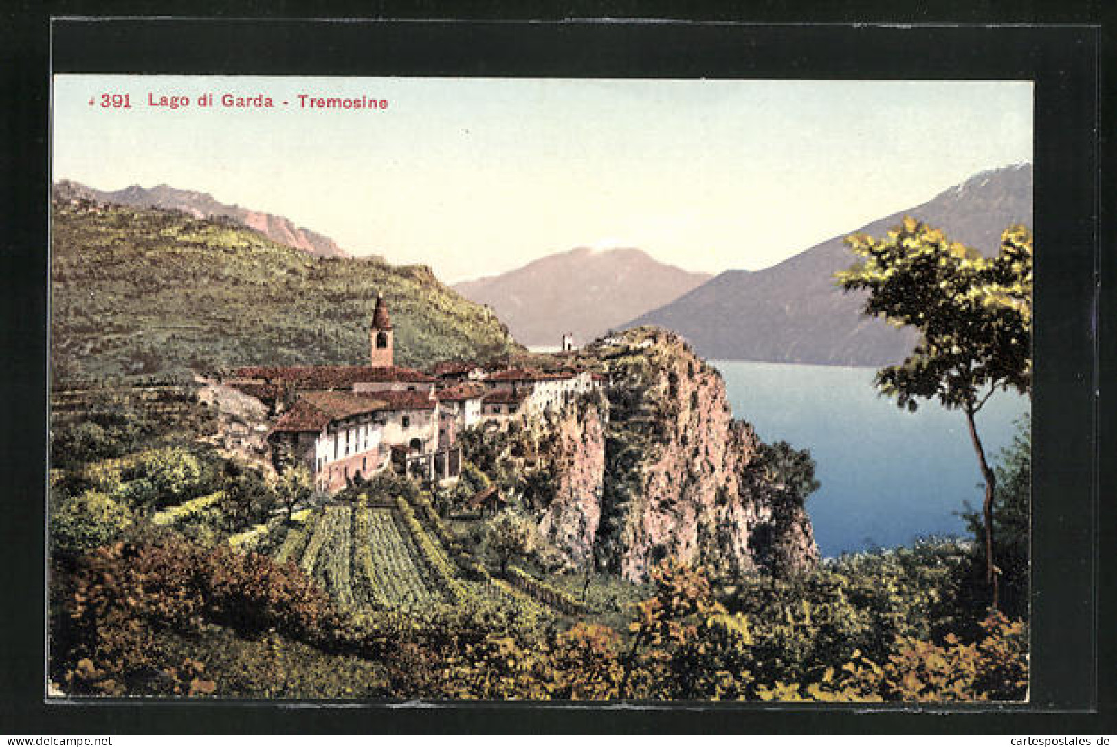 Cartolina Tremosine, Stadtblick Mit Gebirge  - Otros & Sin Clasificación