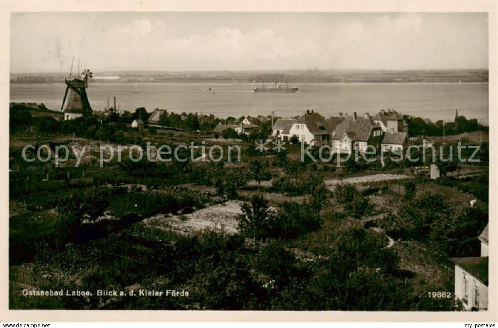 73820554 Laboe Ostseebad Blick Auf Die Kieler Foerder Laboe - Laboe