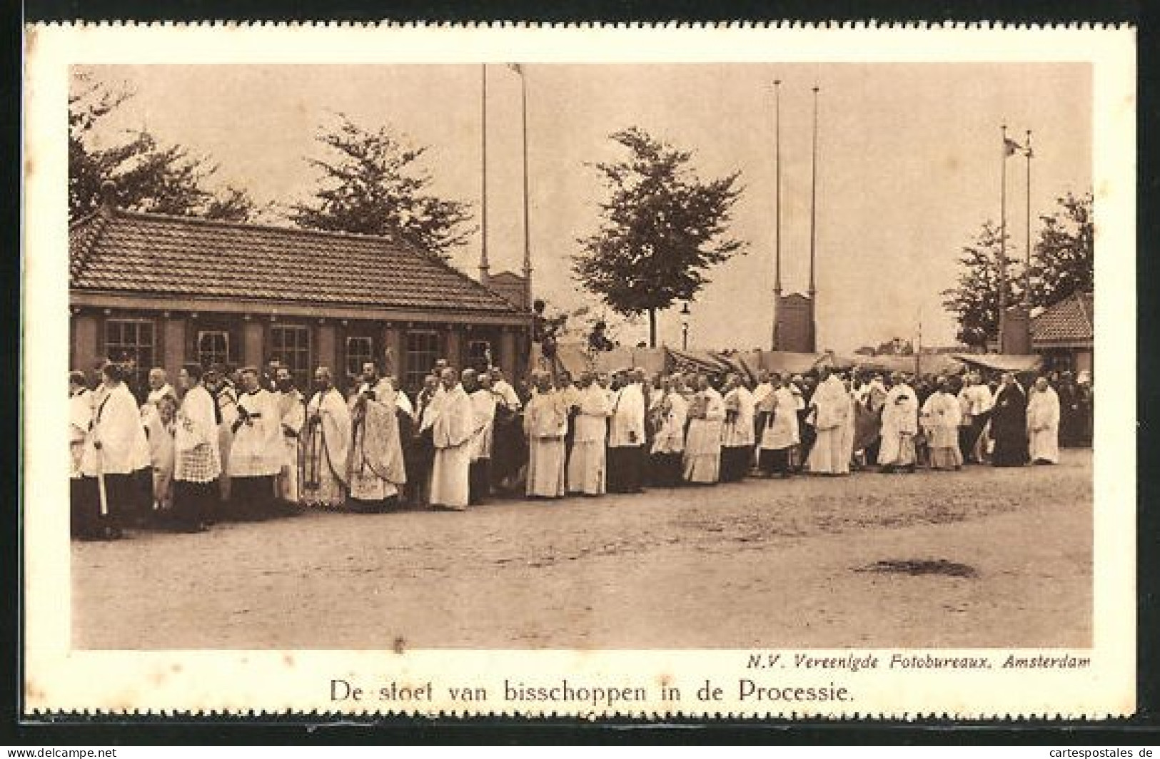 AK Amsterdam, Euch. Congres 1924, De Stoet Van Bisschoppen In De Processie  - Amsterdam