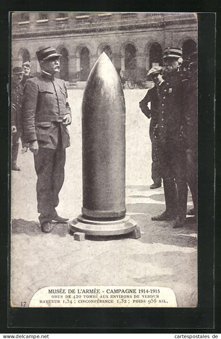 AK Musee De L'Armee, Obus De 420 Tombe Aus Environs De Verdun  - Guerra 1914-18