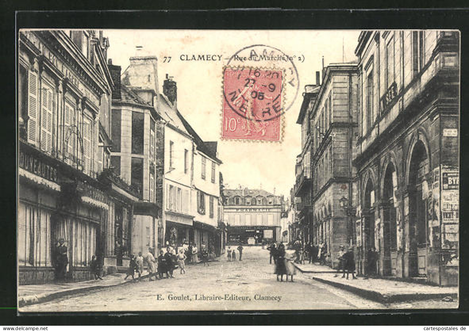 CPA Clamecy, Rue Du Marché  - Clamecy