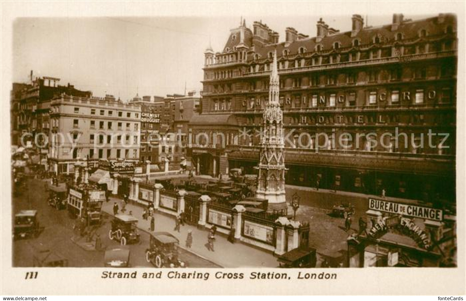 73519729 London Strand And Charing Cross Station - Altri & Non Classificati