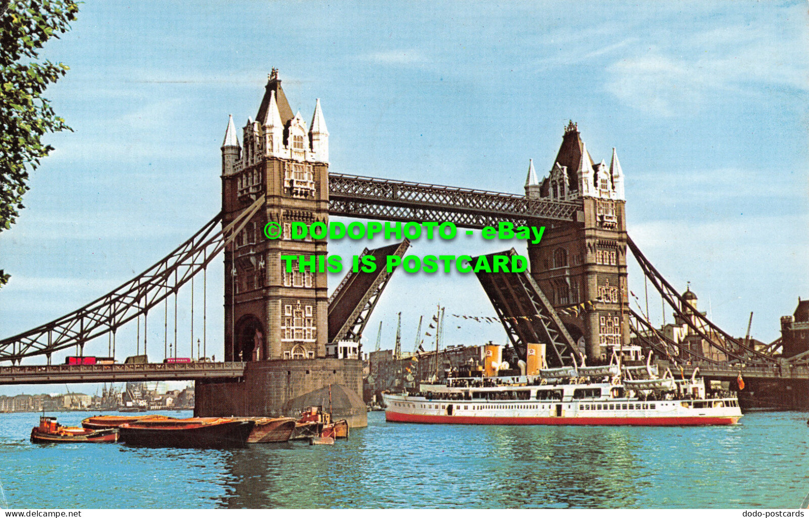 R524034 Tower Bridge. London. 157. The Photographic Greeting Card. Natural Colou - Altri & Non Classificati